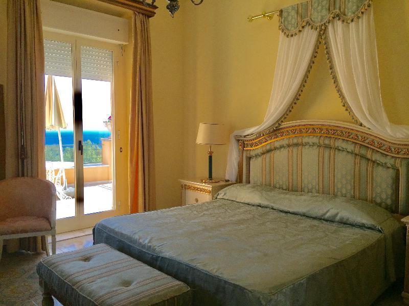 Hotel Villa Riis تاورمينا المظهر الخارجي الصورة