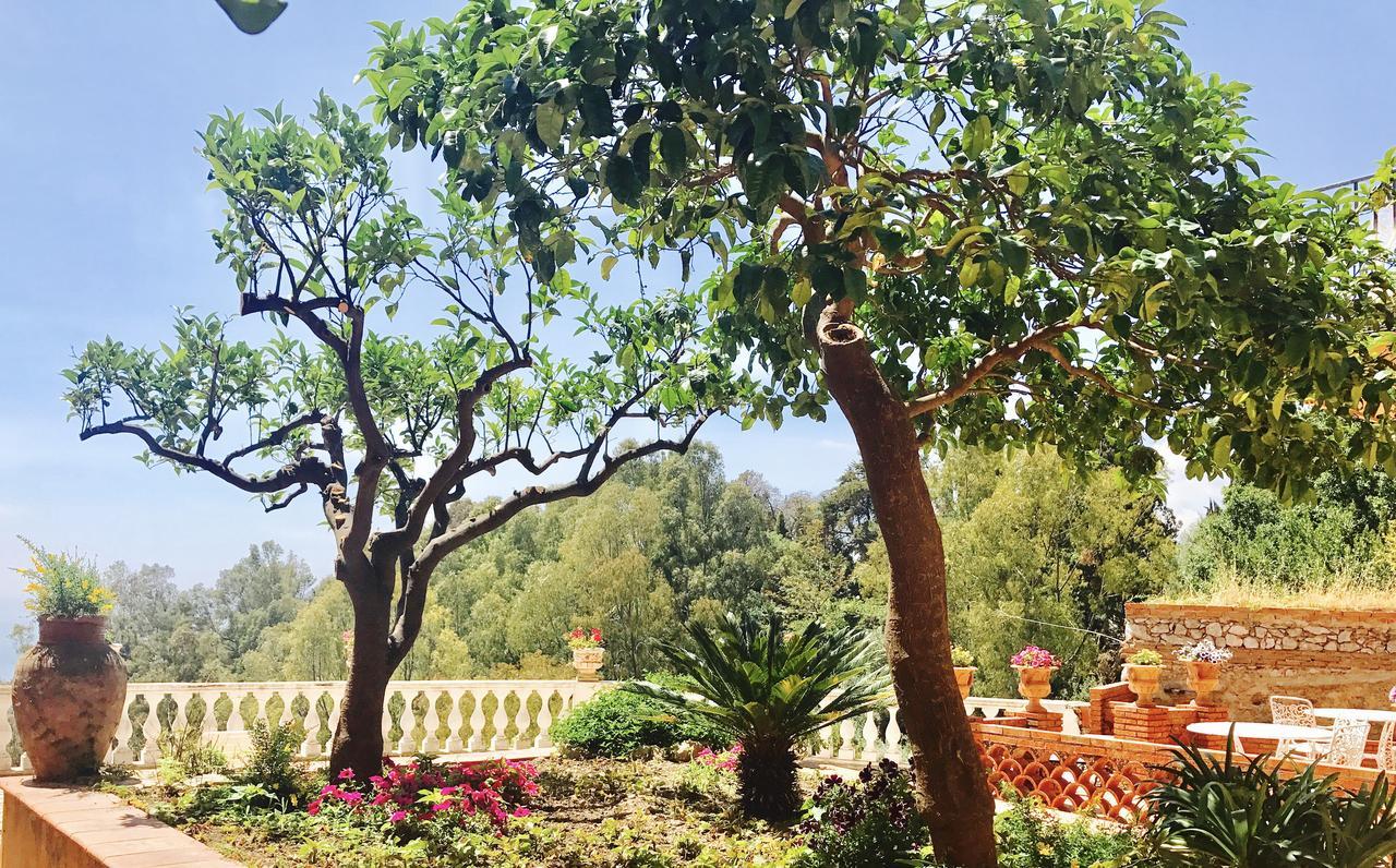 Hotel Villa Riis تاورمينا المظهر الخارجي الصورة
